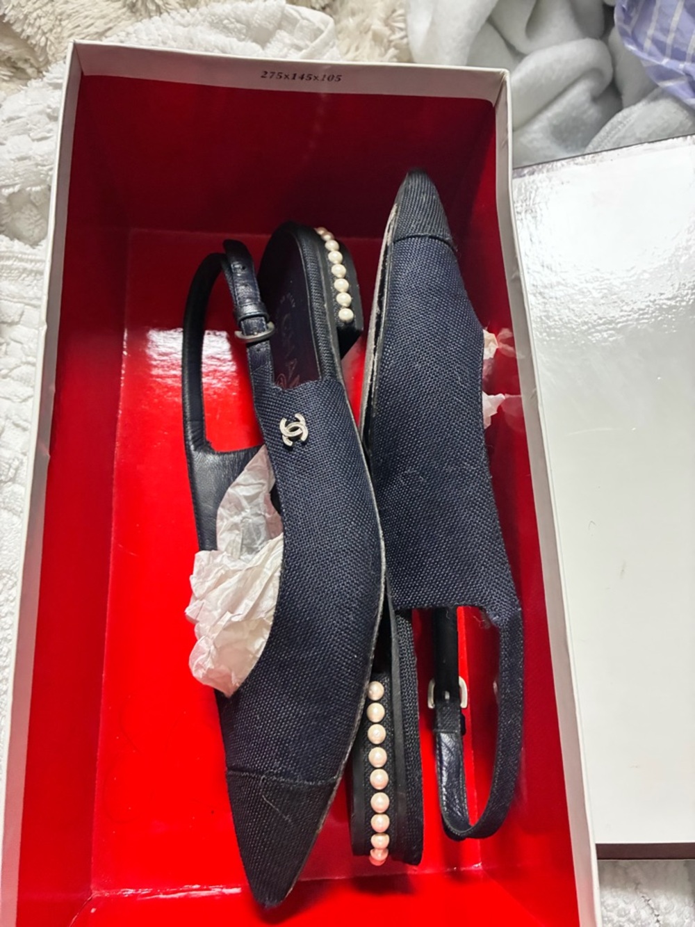 CHANEL Black Pointed-Toe Flats - Picture 4 of 6